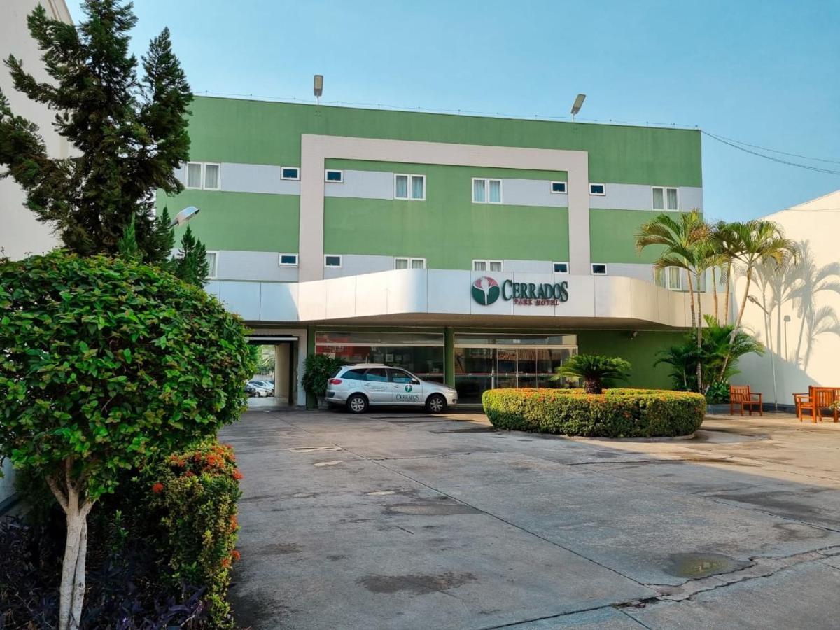 Cerrados Park Hotel 瓦尔泽亚格兰德 外观 照片